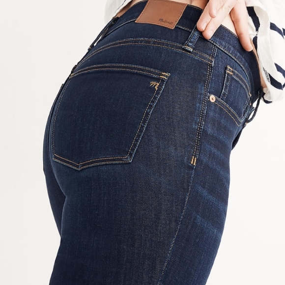 Madewell Denim - Madewell Skinny Skinny Dark Blue Jeans women's size 28